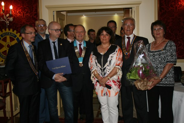 Olivier DOLE président du club de Moulins, Dominique MAUREL président élu du club de Moulins-Yzeure, Serge MEUNIER Gouverneur, Martine WESOLEK, Alain et Michèle CLEMENTEL
